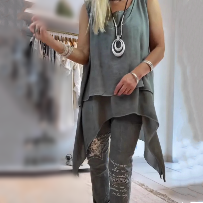 ROSANNA - SLEEVELESS BLOUSE AND PATTERNED PANTS